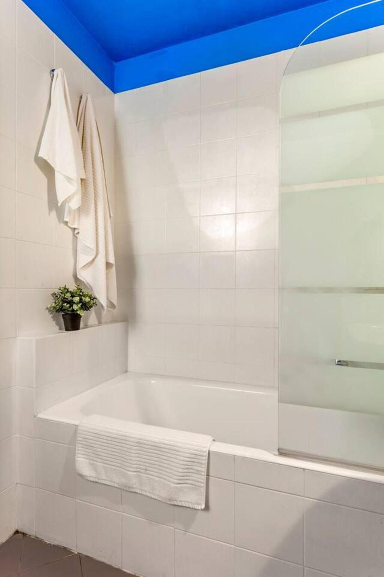 Holiday home Design With Parking Navigli Area